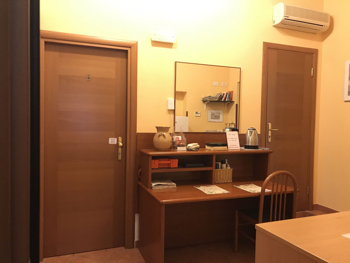 Others 4, San Daniele Bundi House, Rome