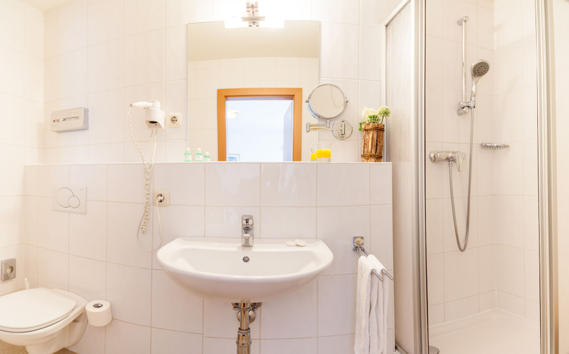 Bathroom 3, Hotel Glasererhaus, Zell am See