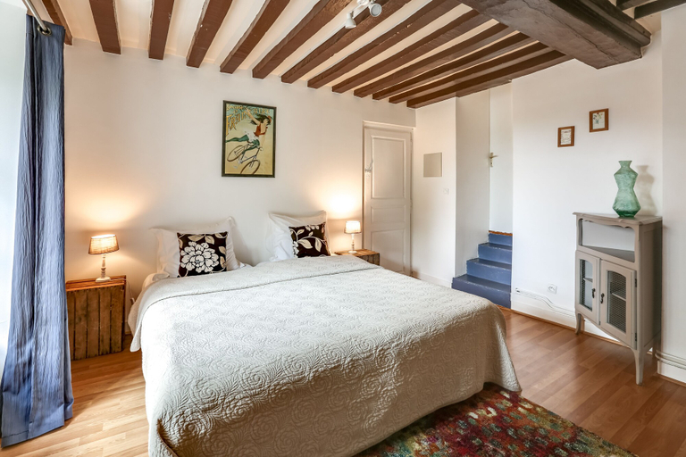 Bedroom 2, Château Turgot Gîtes, Calvados