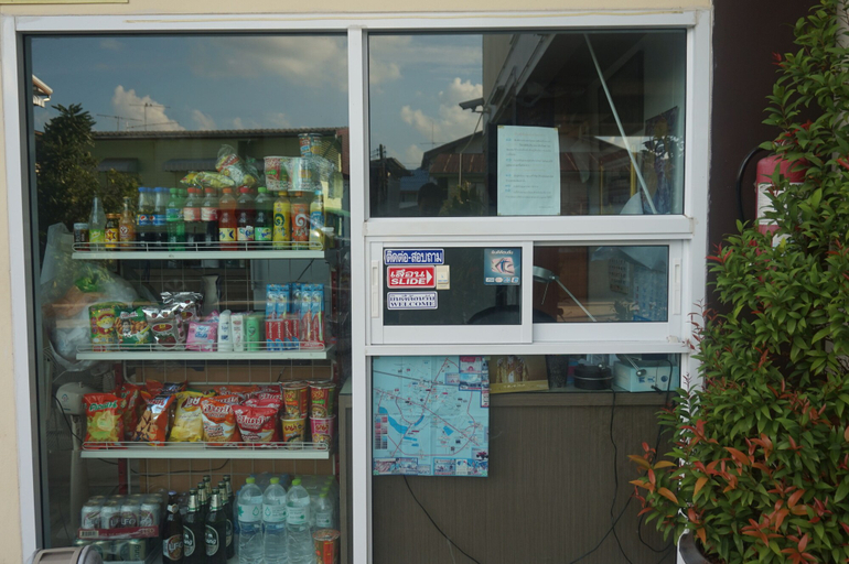 Food & Drinks, The Lion Residence, Muang Surin