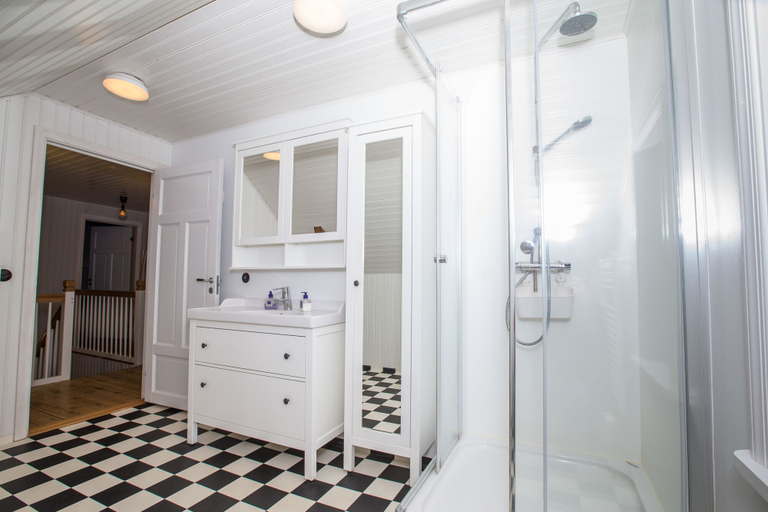 Bathroom 5, Sýsló Guesthouse, Helgafellssveit