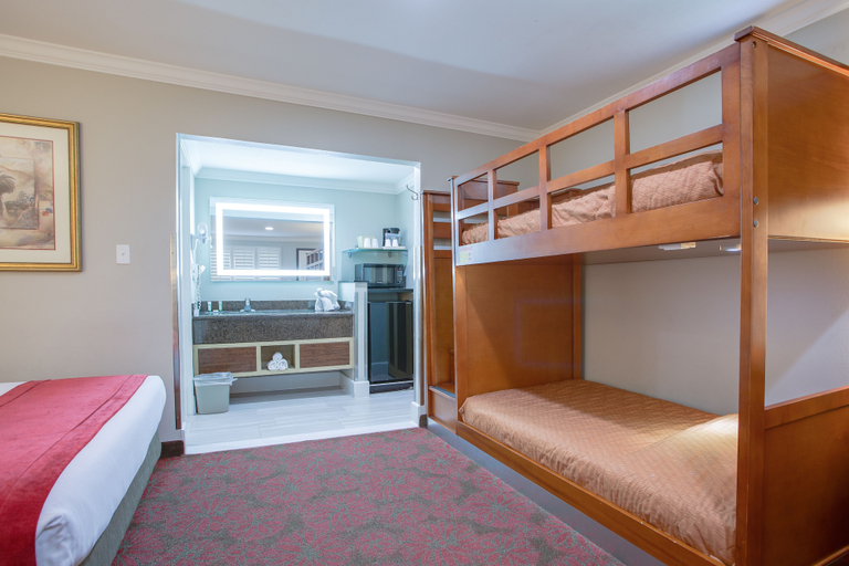 Bedroom 4, Del Sol Inn - Anaheim Resort, Orange