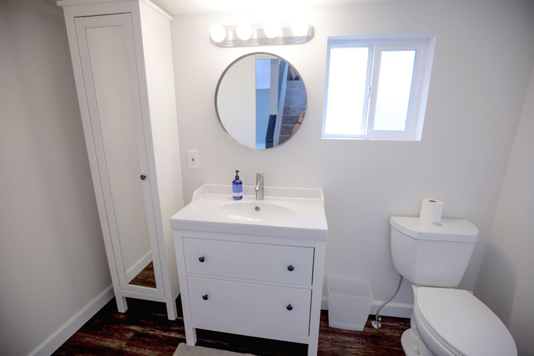 Bathroom 3, Mandala Springs Wellness Retreat Center, Lake