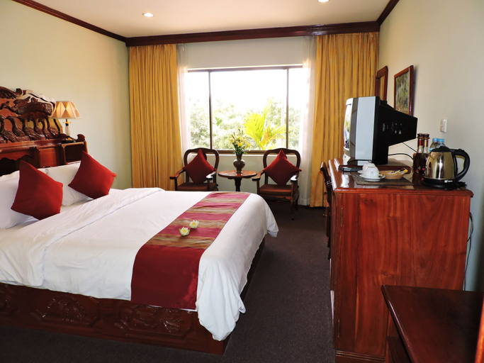 Bedroom 3, Angkor Hotel, Siem Reap