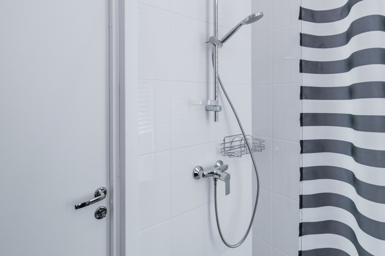 Bathroom 3, Nevsky Aster, Sankt-Peterburg gorsovet