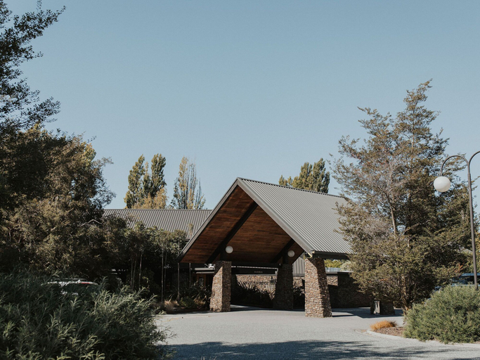 Exterior & Views 2, Edgewater, Queenstown-Lakes