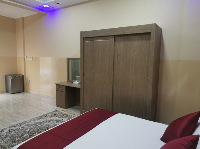 Bedroom 2, Sama Sohar Hotel Apartment, Sohar