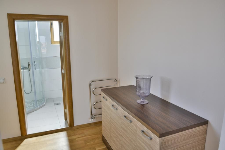 Bathroom 3, Hotel Bella Nella, Leskovac