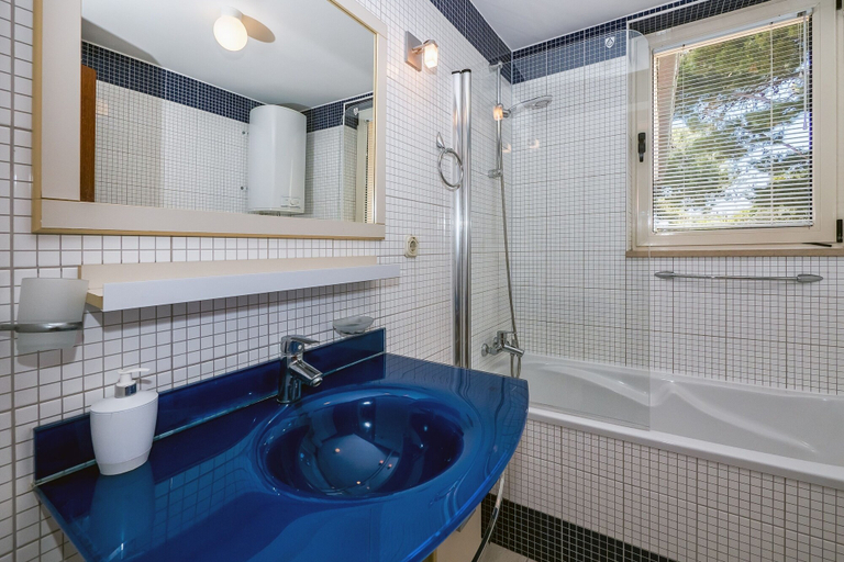 Bathroom 4, Villa Violet, Supetar