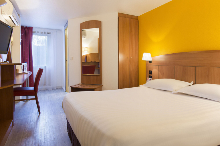 Comfort Hotel Grenoble Meylan, Isère