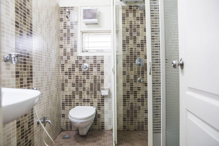 Bathroom 3, SKYLA Serviced Apartments Banjara Hills, Hyderabad