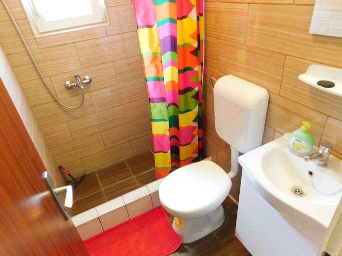 Bathroom 4, Apartments Neno, Korčula