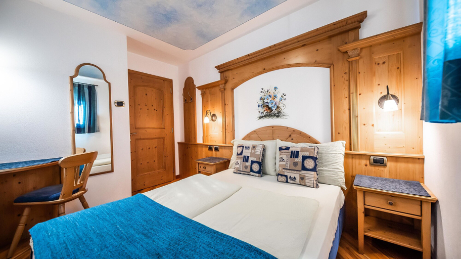 Bedroom 2, Chalet Mottolino, Sondrio