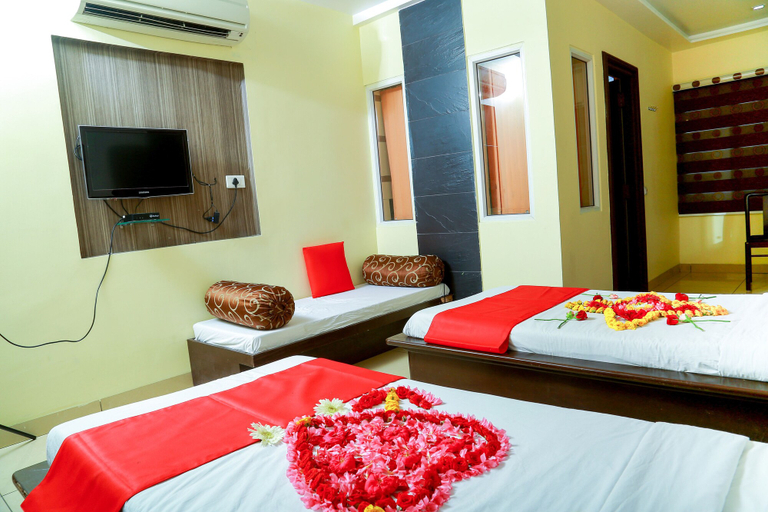 Bedroom 3, Hotel Abi Krishna, Puducherry