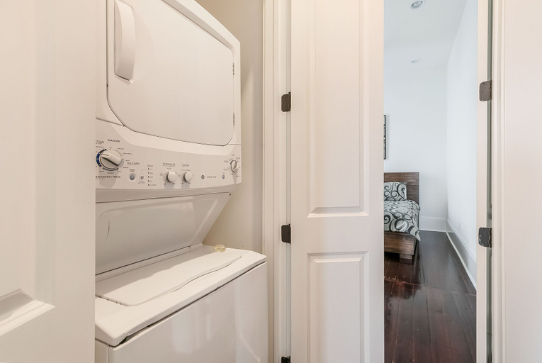 Bathroom 3, Residences Du Carondelet by Hosteeva, Orleans