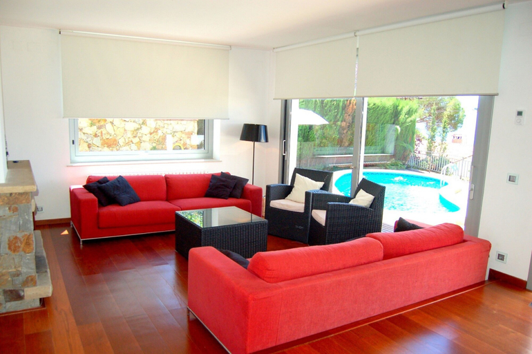 Others 5, Villa Sant Llorens, Girona