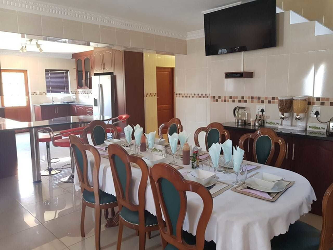 Food & Drinks 4, Ekuthuleni Guest house vosloorus, Ekurhuleni