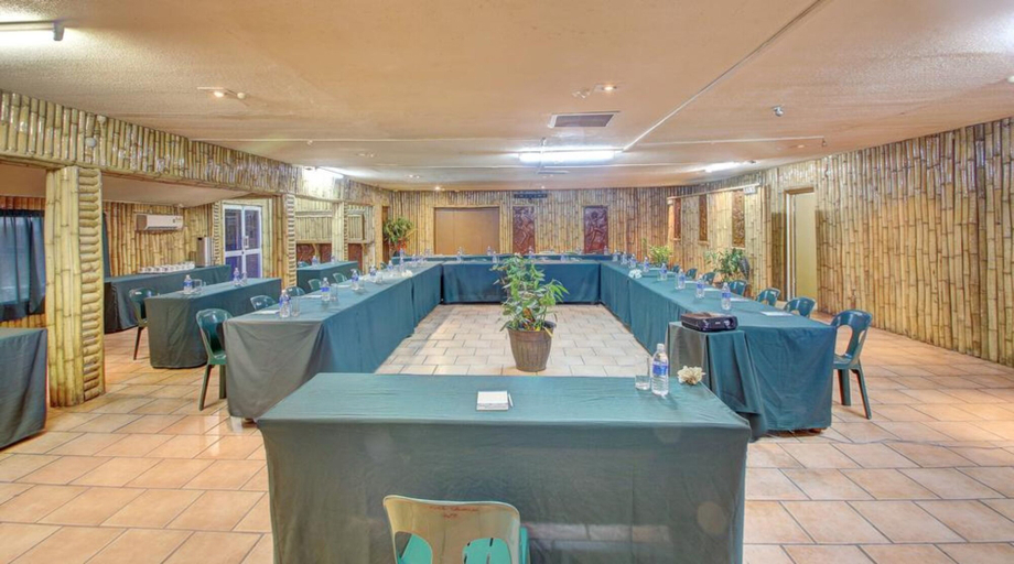 Food & Drinks 5, King Solomon Hotel, Cruz