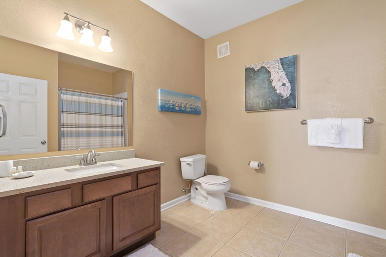 Bathroom 4, Vista Cay by Orlando Resort Rentals on Universal Boulevard, Orange