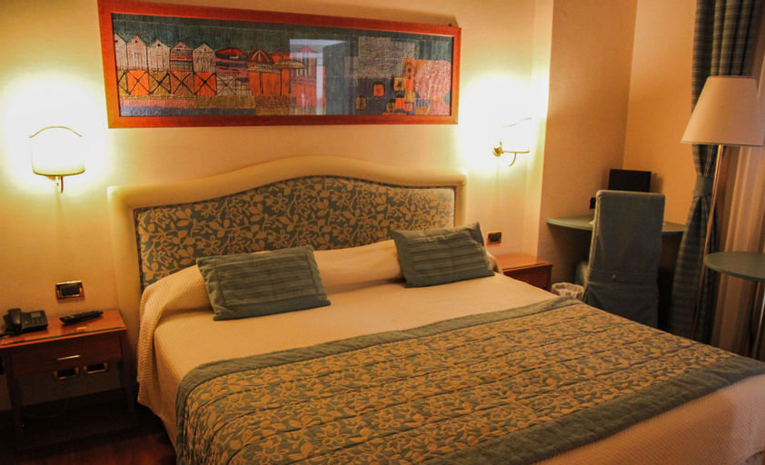 Bedroom 25