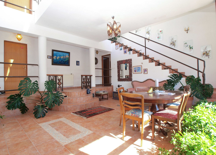 Others 5, Apartment 1571, Pula