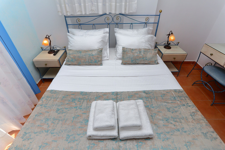 Bedroom 3, Vathi Hotel, Peloponnese