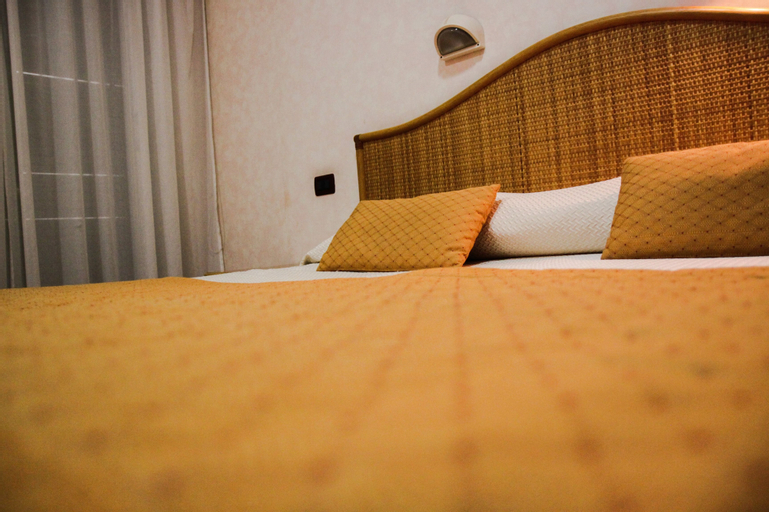 Bedroom 21