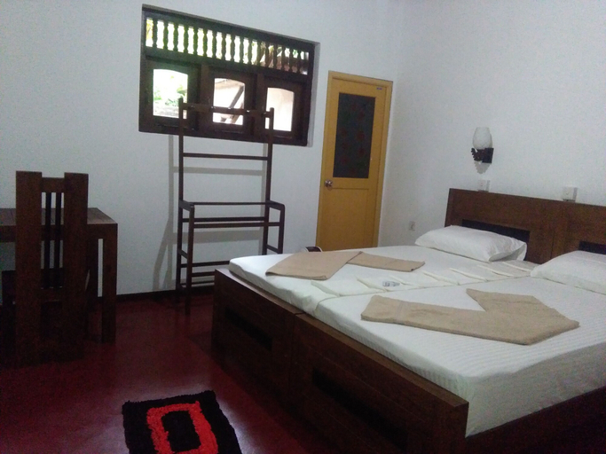 Room 3, Mia's Villa, Hikkaduwa