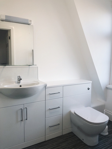 Bathroom, Endsleigh Park, Kingston upon Hull