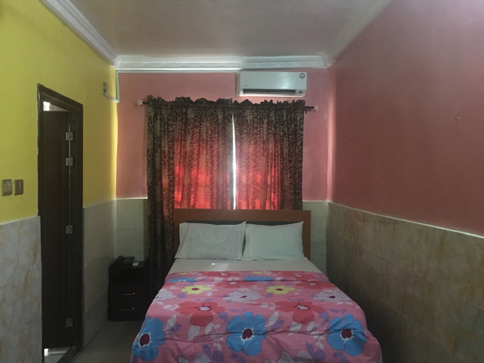 Bedroom 2, De Zone Hotel, Alimosho