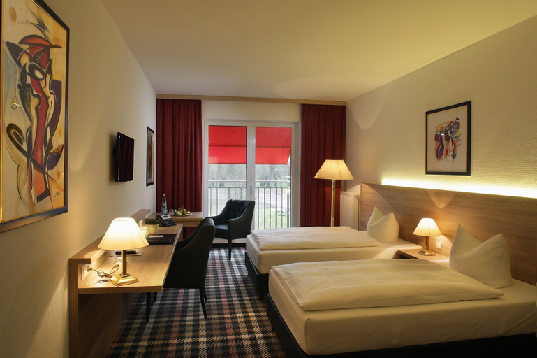 Bedroom 2, PreMotel Hotel, Kassel