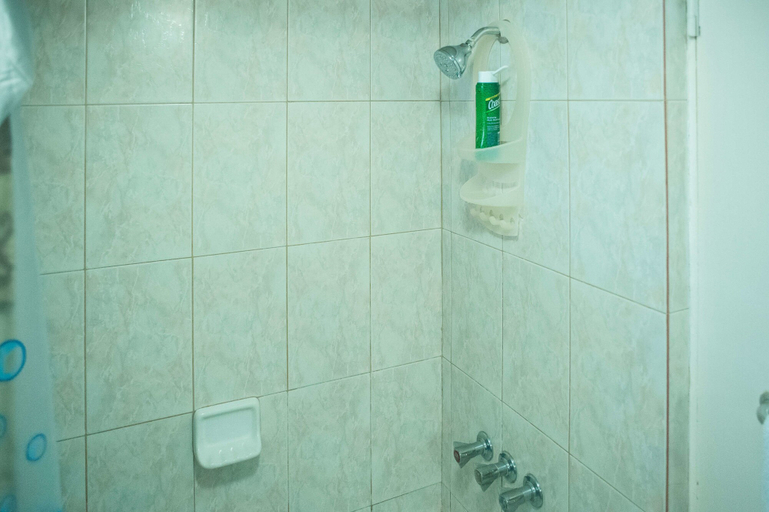 Bathroom 2, Ocean Breeze at Montego Bay Club Resort