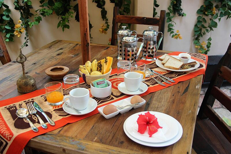 Food & Drinks 4, House of Spice, Mjini