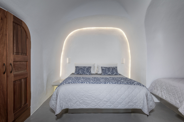 Bedroom 2, La Perla Villas and Suites - Adults Only, South Aegean