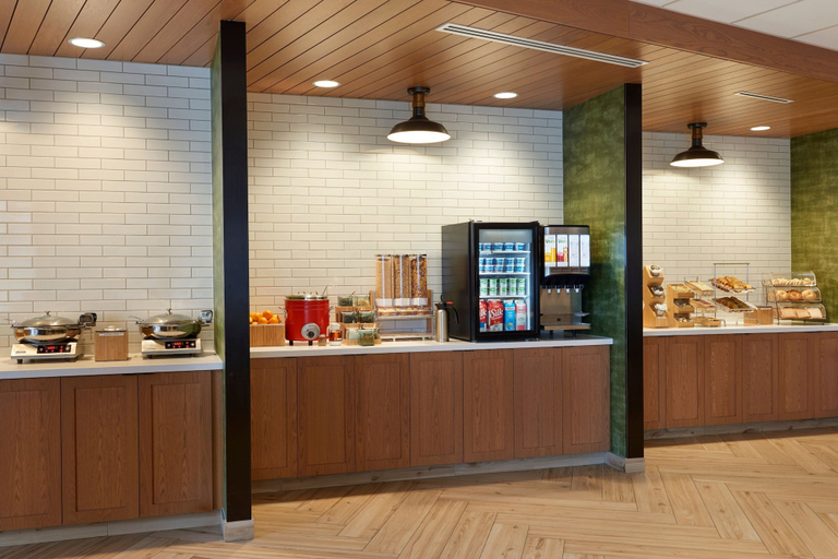 Food & Drinks 5, Fairfield Inn & Suites by Marriott Orillia, Simcoe