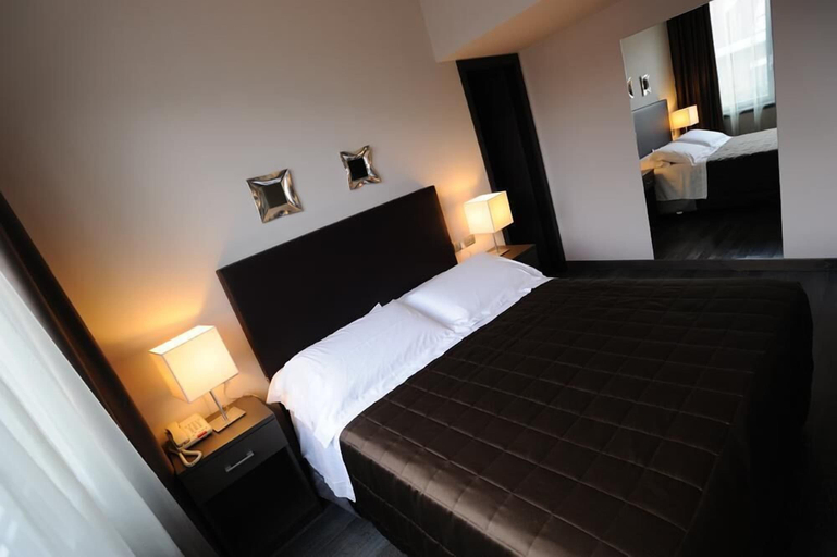Bedroom 4, Park Hotel Sporting, Teramo
