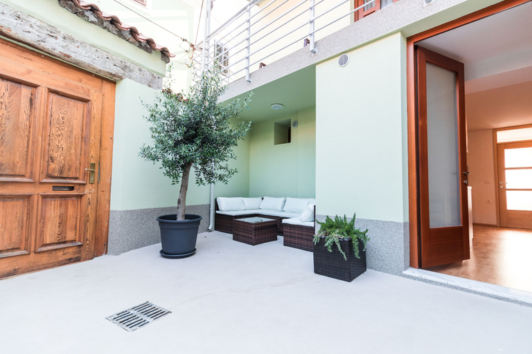 Others 5, Apartments Amavi, Izola