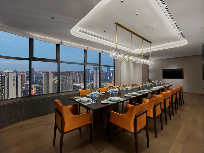 Food & Drinks 5, DoubleTree by Hilton Chengdu Riverside - Close to Panda Base and Chengdu East Railway, Chengdu