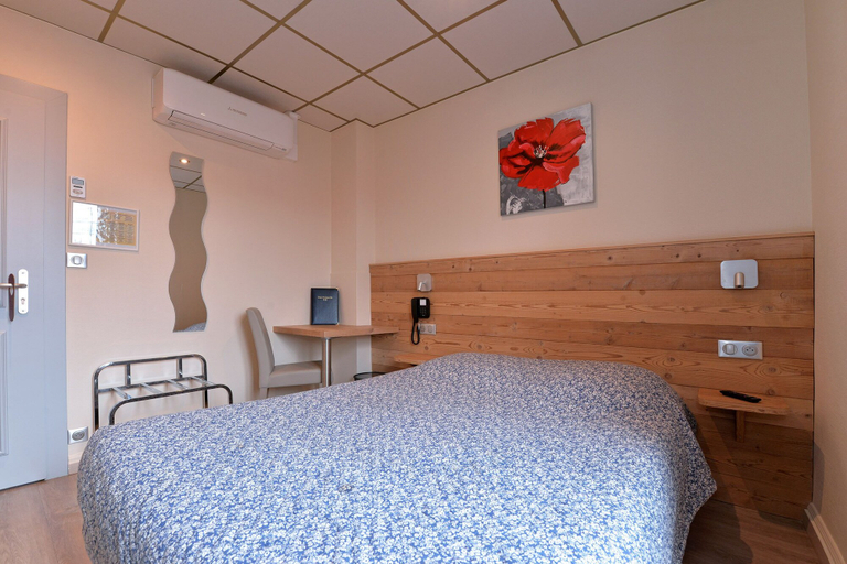 Bedroom 3, Hotel Dontenville, Bas-Rhin