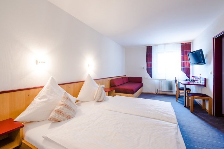 Bedroom 2, Hotel Gasthof Zum Rössle, Neu-Ulm