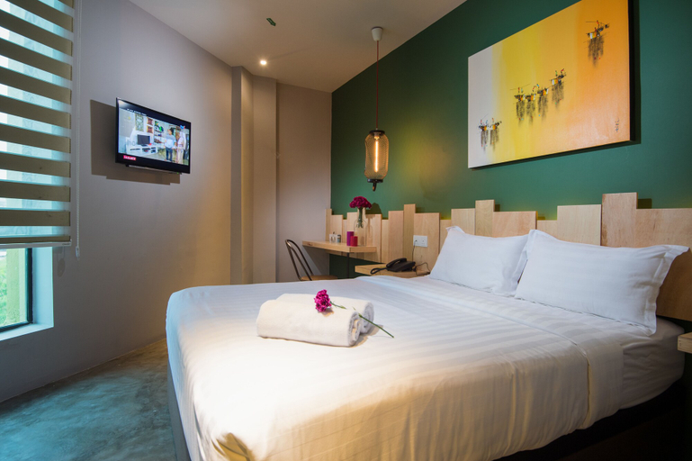 Bedroom 3, Finess Basic Hotel, Malacca City