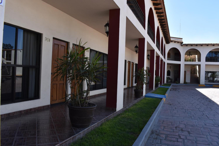 Exterior & Views 2, Hotel Sand's San Luis Potosí, San Luis Potosí
