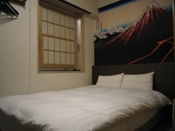 Bedroom 13