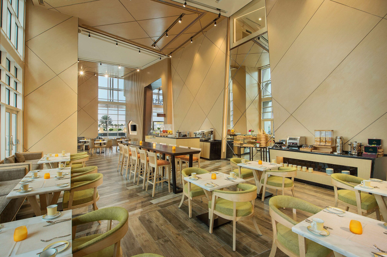 Food & Drinks 5, Hilton Garden Inn Al Khobar, Al Khobar