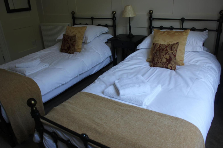 Bedroom 3, Prince of Wales, Isle of Wight