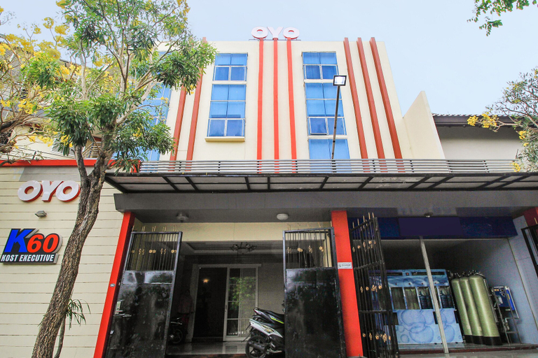 Exterior & Views 2, Capital O 175 K-60 Residence, Surabaya