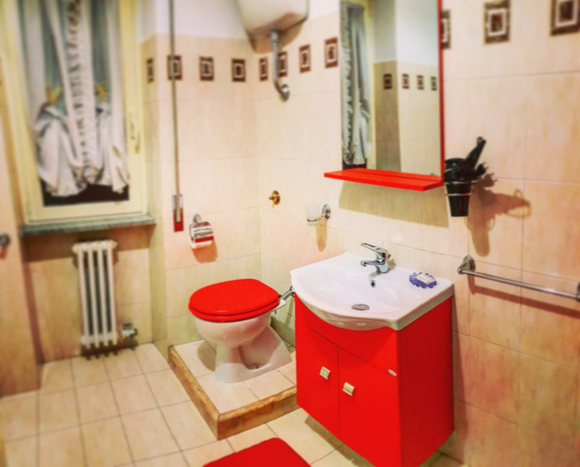 Bathroom, Central Isernia, Isernia