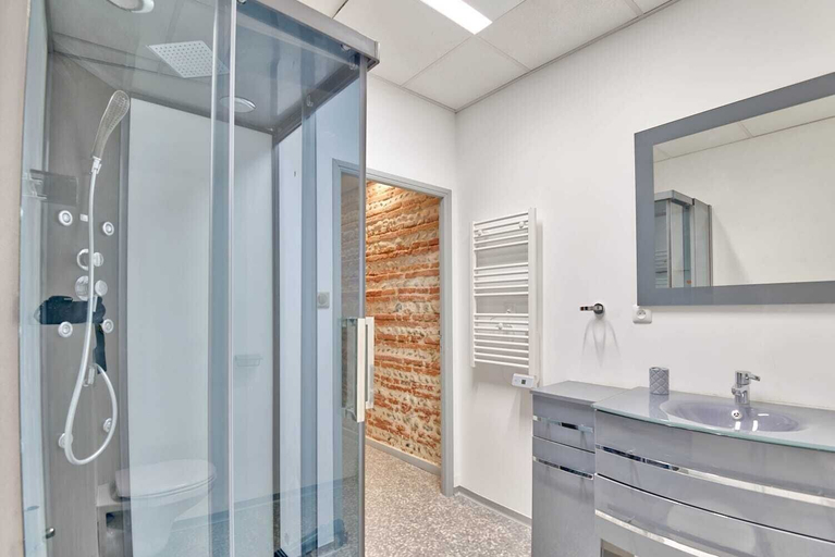 Bathroom 5, Villa Lafaille Apartment Hotel By J, Haute-Garonne