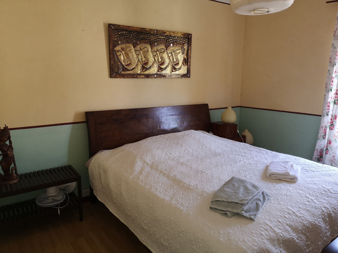 Bedroom 5, L'Ours des Corbières - Chambres d'hôtes, Aude