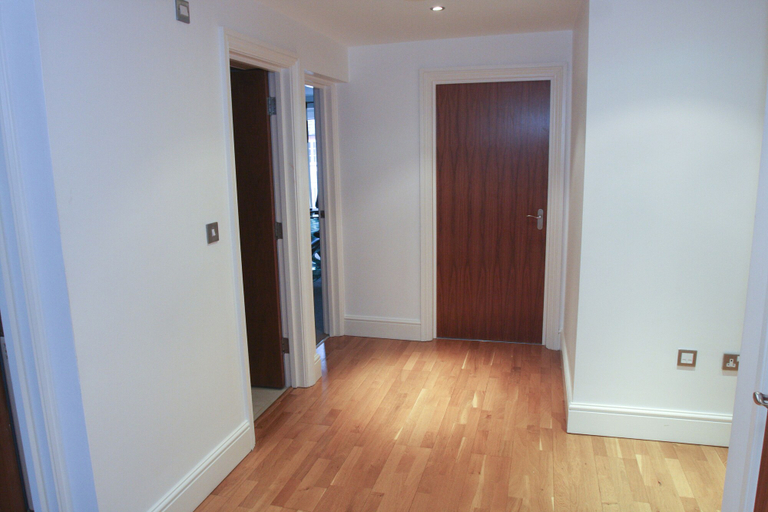 Others 5, 2 Bed Apt in Chorleywood Near Station, Hertfordshire